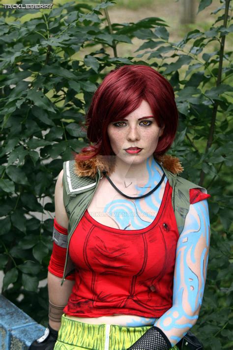 Lilith (Borderlands 2) by NiKcKu on DeviantArt