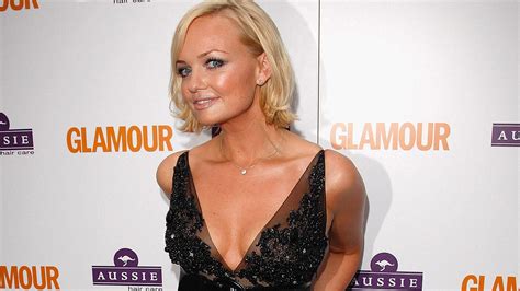 Spice Girl Emma Bunton Accidentally Sexted Her Mom A Topless Photo