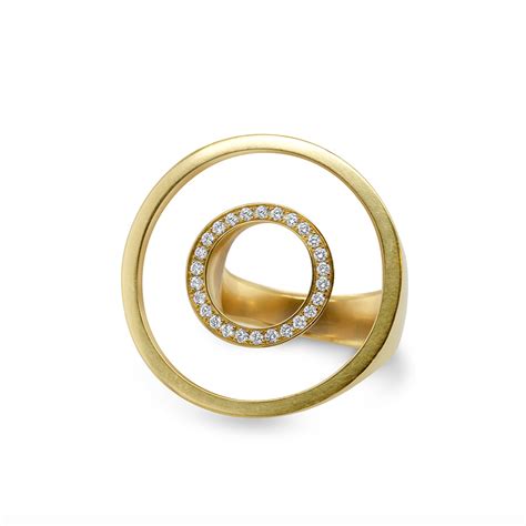 Angela Hübel 18k Yellow Gold Sunshine Diamond Statement Ring Designyard