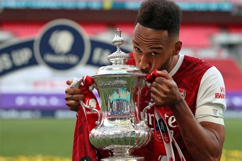 Pierre-Emerick Aubameyang teases new Arsenal contract with cryptic 