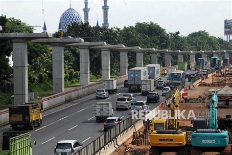 Tiga Proyek Di Tol Jakarta Cikampek Dihentikan Sementara Republika Online
