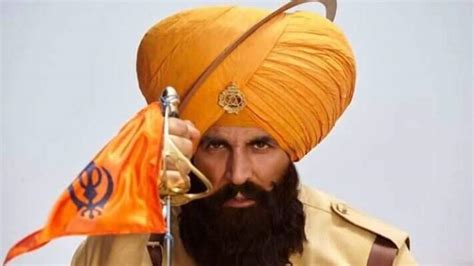 Kesari Akshay Kumar Celebrates As Film Completes Two Years Bollywood