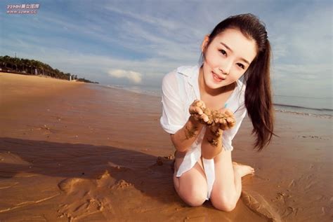 cute chinese girl sexy on the beach page milmon sexy picpost