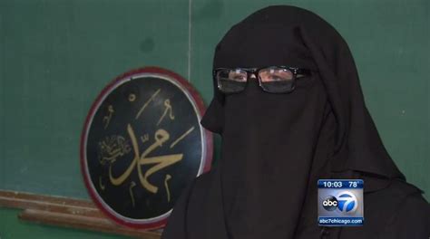 Muslim Woman Kicked Out Of Dollar Store For Religious Attire Huffpost
