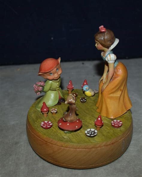 Vintage Walt Disney Snow White Wood Musicbox By Anrigreat Conditionworks Good 1908676312