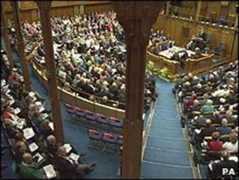 Church Of Scotland Backs Plans To Cut Ministers Bbc News