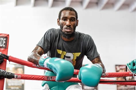 Photos Robert Easter Is Grinding Hard For Mikey Garcia Fight Boxing News