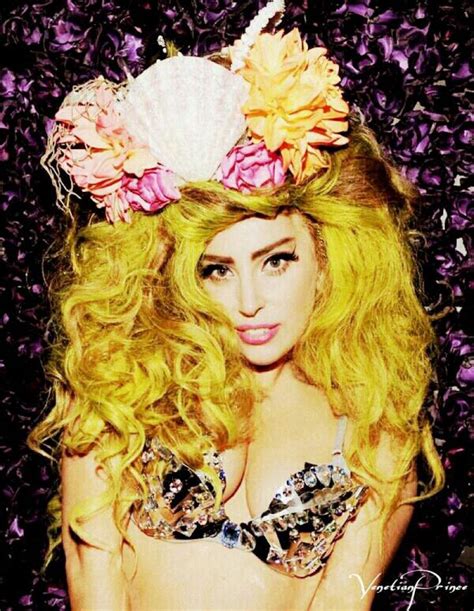 all natural see lady gaga s unretouched versace ads lady gaga artpop lady gaga pictures