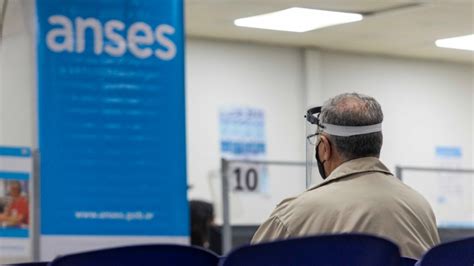 Quiénes cobran este jueves 10 de diciembre. Bono extra a jubilados: qué prepara ANSES para diciembre