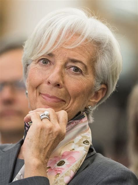 Christine lagarde, president of the european central bank. Grey power: Christine Lagarde, icona di stile delle donne ...