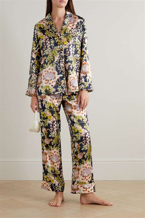 Olivia Von Halle Lila Piped Floral Print Silk Satin Pajama Set Net A