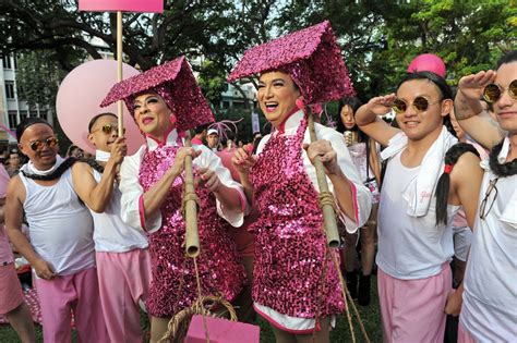 9 Glorious Pictures Of Singapores Pink Dot In Country Where Gay Sex