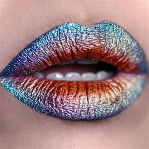 20 Wildly Gorgeous And Creative Lip Art Designs Pampadour Art Des