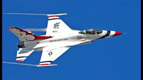 United States Air Force Thunderbirds Superb Show Melbourne 2014