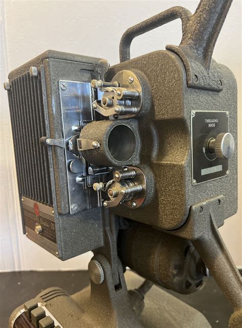 Nice Vintage 1940s Kodak Kodascope Sixteen 20 16mm Cine Film Projector