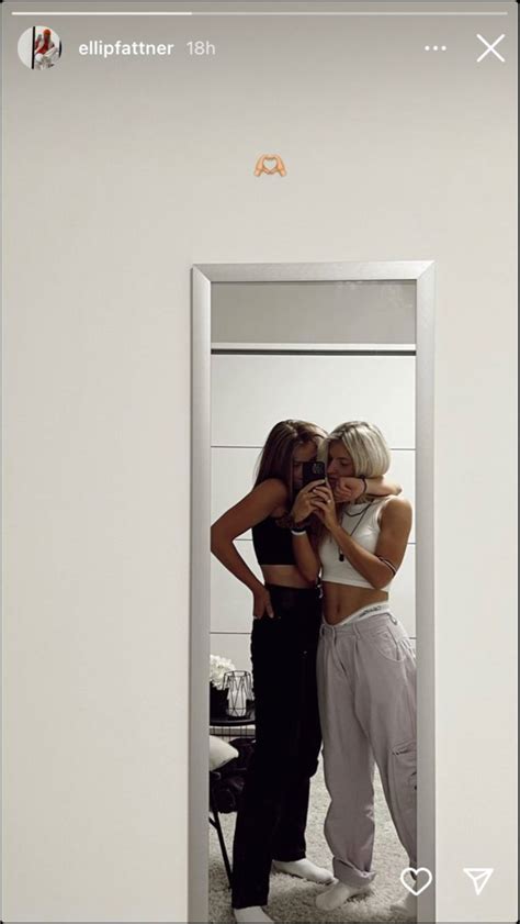 Lesbians In Mirror Selfie Lesbian Scenes