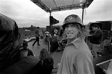Pearl Jam Mtv Unplugged And Pearl Jam Pinkpop Porch Live In New York And Netherlands 1992 Eddie