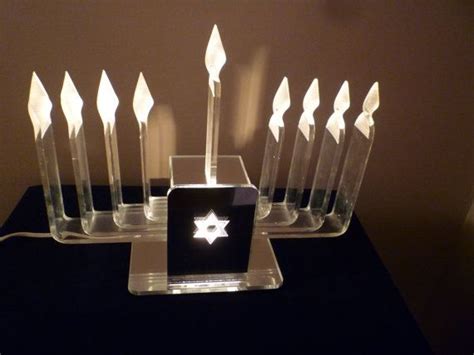 Judaica Vintage Lucite Electric Chanukah Menorah Etsy Hanukkah