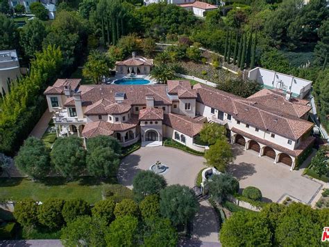 The 10 Most Stunning Gated Communities In America Gate Entry System