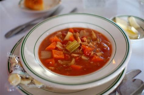 I grew up in new england, which means that from the time i was young, i had a certain fondness for clam chowder. Res-o-puh-leese: The Parent Trap: Manhattan Clam Chowder