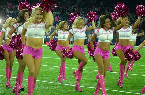 photos texans cheerleaders think pink