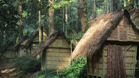 Melirik Rumah Adat Banten Suku Baduy Yang Unik