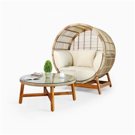 Orza Daybed Cozy Round Daybed Outdoor Cirebon Rattan Furniture