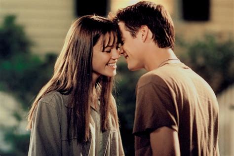 Where to watch a walk to remember. 10 A Walk to Remember Facts to Make You Watch the Movie ...