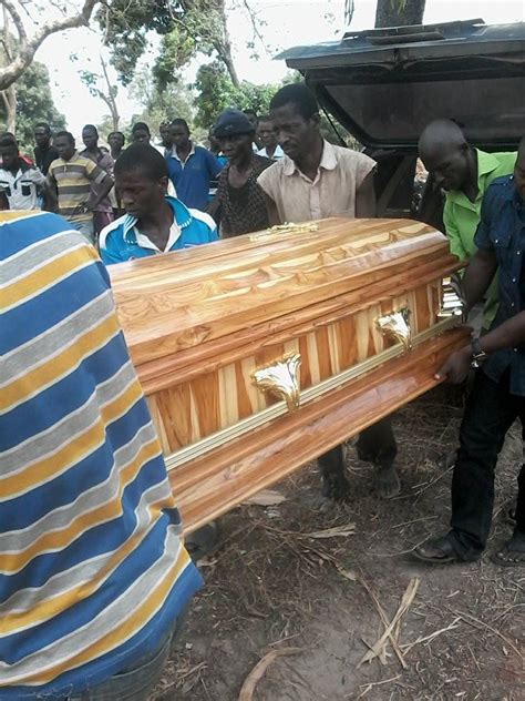 Burial Photos Of People Slain By Fulani Herdsmen At Ichembe In Benue
