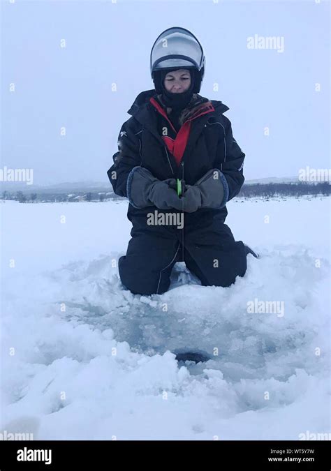 Woman Frozen In Ice Hi Res Stock Photography And Images Alamy