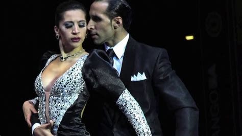 Dos Orillas Práctica De Tango Bailan Yesica Esquivel Y Ariel Leguizamon 2 3 Youtube