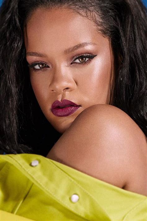 11 Essential Tips From Rihannas Fenty Beauty Tutorials Who What Wear Uk
