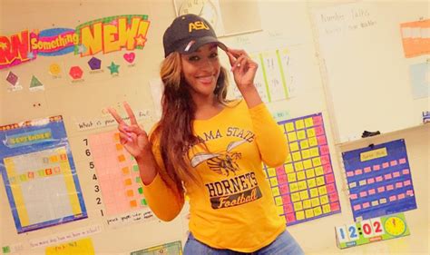Atlanta Teacher Tricey Brown Called “sexiest” Teacher Alive Gafollowers