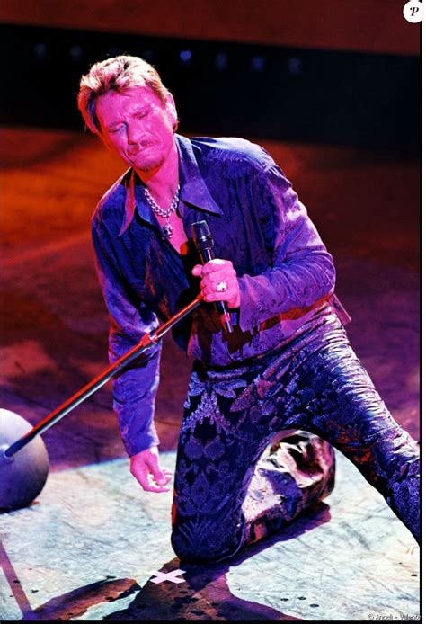 Exclusif Johnny Hallyday Sur Scène En Concert à Lolympia à Paris En Août 2000 Purepeople