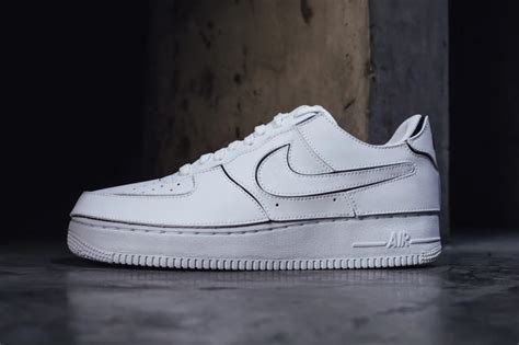 The nike air force 1 is without a doubt one of the most iconic sneakers ever released. Air Force 1 : Nike dévoile une paire 100% personnalisable ...