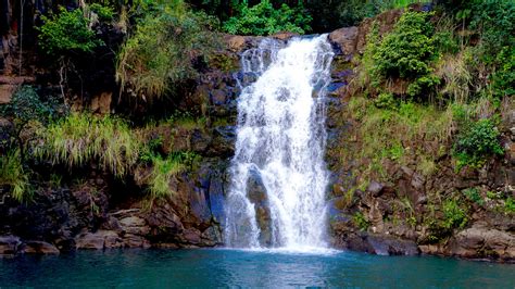 11 Beautiful Hawaii Waterfalls With A Magical Aura About Them