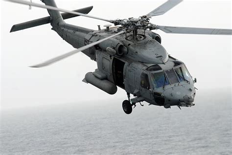 Online Crop Hd Wallpaper Military Helicopters Sikorsky Hh 60 Pave