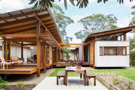 20 Gorgeous Japanese Home Exterior Design Ideas For Cozy Living Stay