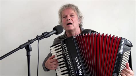 Top songs by nicole & hugo. de troubadour - YouTube