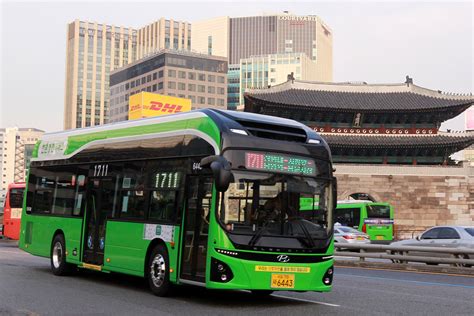 전기 히터는 전기 에너지를 열로 전환하여 작동합니다. '소음·진동'없는 전기버스, 서울서 달린다…2025년까지 3000대 ...