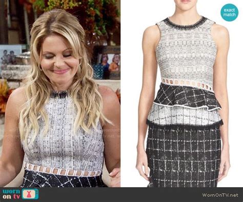 dj s thanksgiving top on fuller house outfit details 64360 fullerhouse