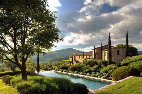 Beautiful Rustic Italian Villa In The Lush Umbrian Countryside