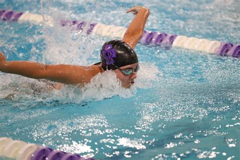 Girls Swim And Dive Looking To Make A Splash In New Section