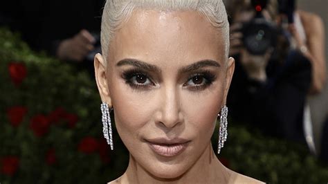 Kim Kardashians Photoshop Antics Are Being Exposed Yet Again News