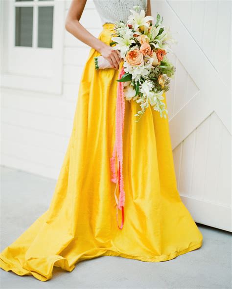 24 Yellow Wedding Ideas That Will Make Your Day Bright And Cheery