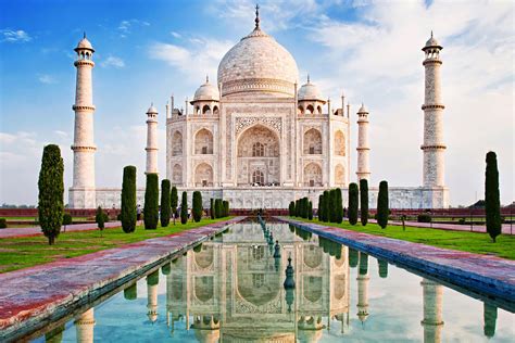 What You Need To Know About Traveling To The Taj Mahal