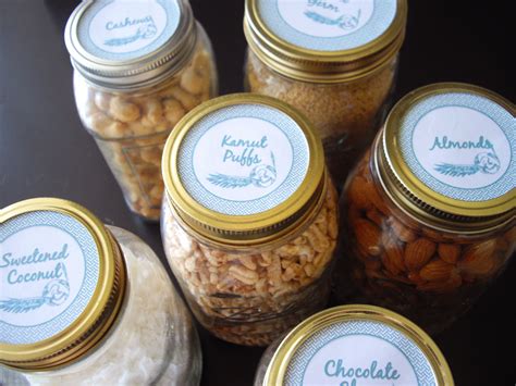 We've made it easy with these 15 options for adorable labels and tags that are all free to download. Mason Jar Labels (with free printable) | cooking ala mel
