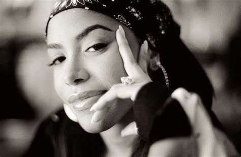 Heartbreaking Facts About Aaliyah The Princess Of Randb Factinate
