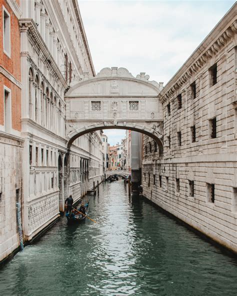 20 Photos To Inspire You To Visit Venice In Winter Petite Suitcase