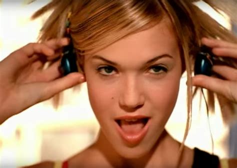 7 Mandy Moore Music Videos That The World Needs To Remember Big World Tale